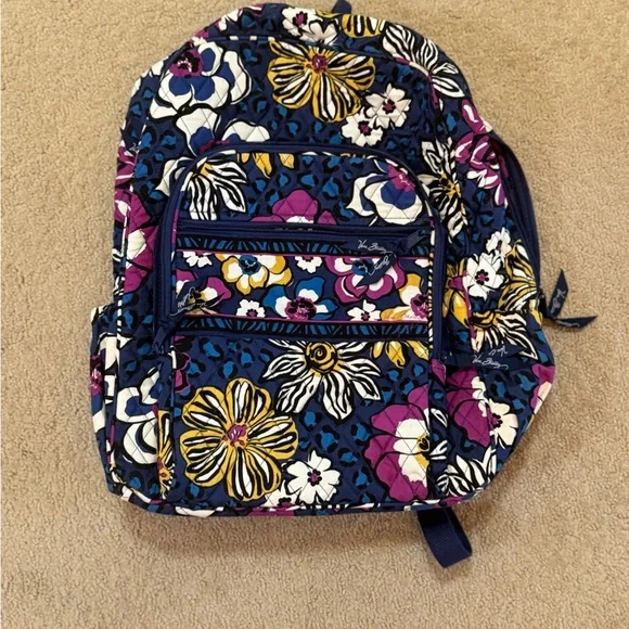 Vera Bradley African Violet Campus Backpack Retired Excellent Condition - Picture 3 of 7